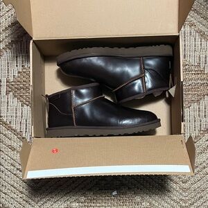 Men's Brown Leather UGG mini US11/EU44